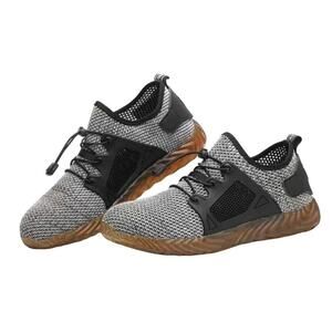 The Invincible Shoe Men's Defender Sneaker in Grey, Size 8.5​​​